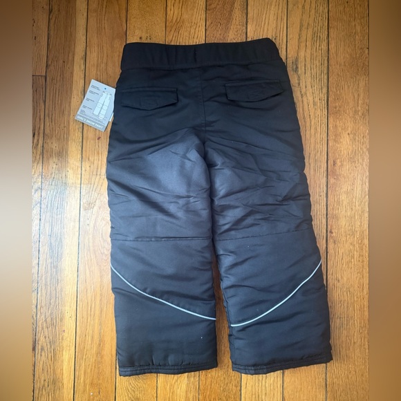 Falls Creek Kids Black Cargo Pants - Picture 4 of 7
